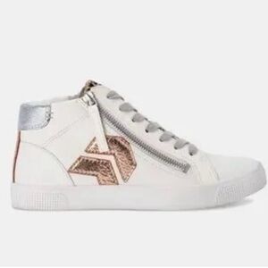 Dolce Vita Zonya Plush Sneakers